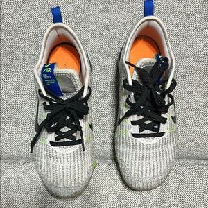 Nike Gray and Black Sneakers with Modern Design